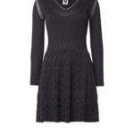 M Missoni A-lijn jurk met opengewerkte details – Materiaal: 54% scheerwol / 46% viscose – voering: 100% polyester – Kleur: Zwart